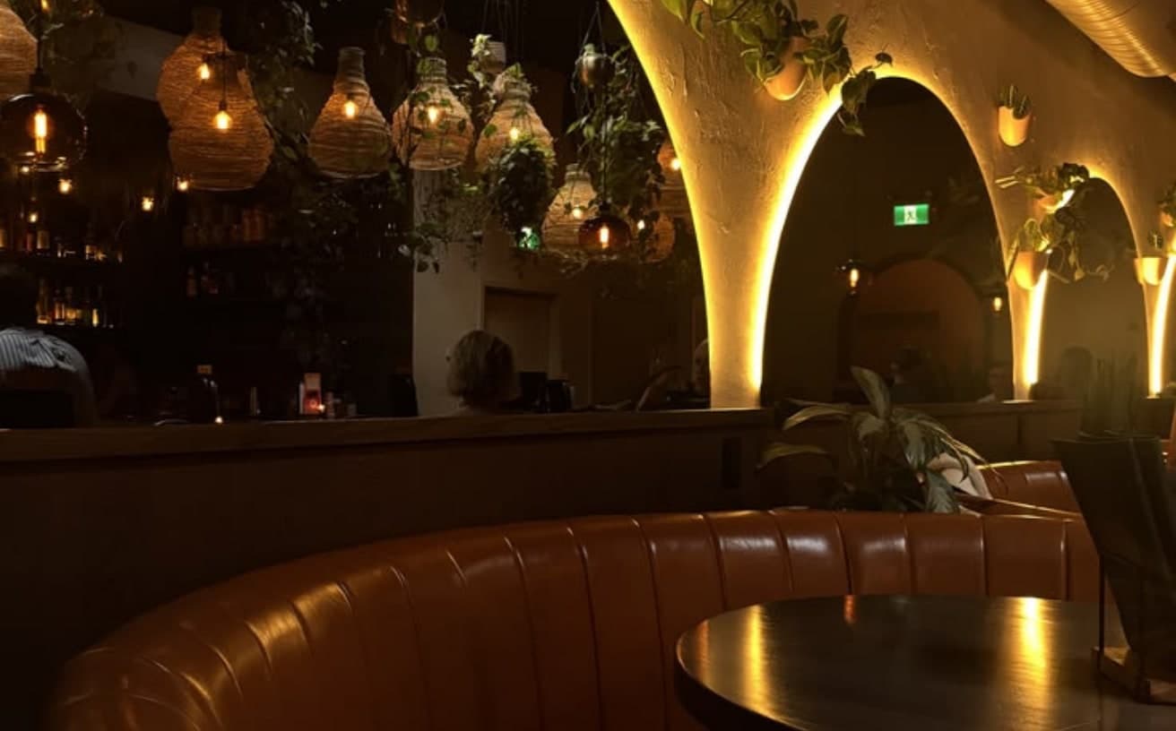 Hospitality in Dubai — Shario